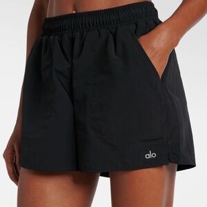 ALO Yoga Women's Shorts in Black
